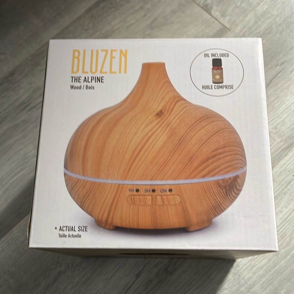 Bluzen the alpine oil diffuser new in box